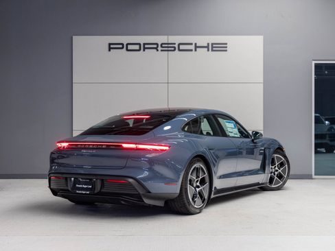 Used 2025 Porsche Taycan 4 image 7