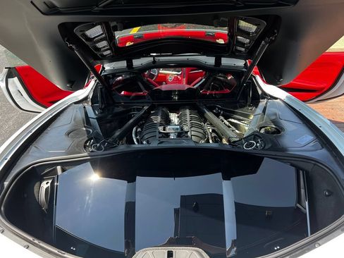 Used 2024 Chevrolet Corvette Z06 RWD image 15