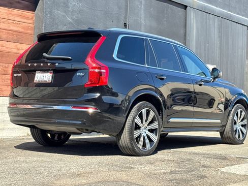 Certified 2024 Volvo XC90 B6 Ultimate AWD/4WD image 2