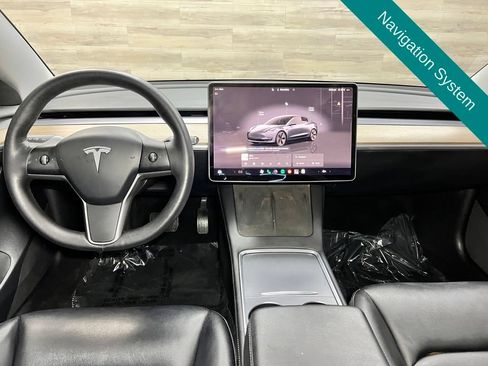 Used 2023 Tesla Model 3 Standard Range RWD image 2
