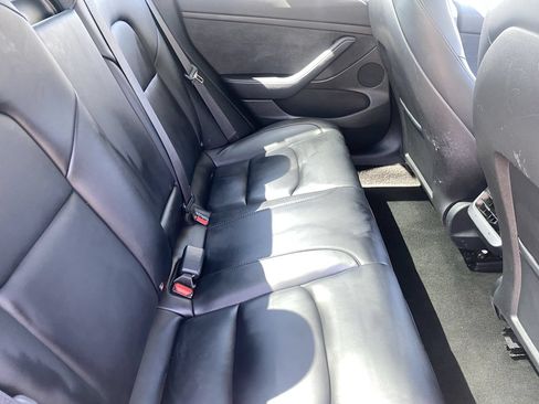 Used 2023 Tesla Model 3 Standard Range RWD image 12