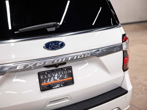 Used 2021 Ford Expedition Platinum image 27