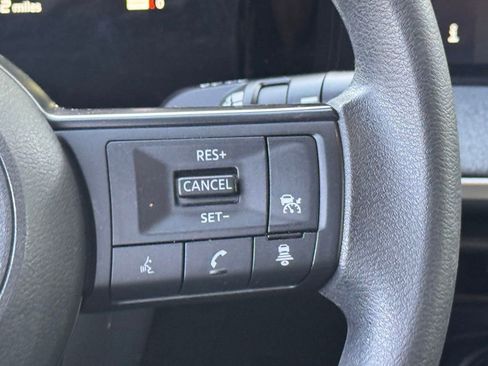 Certified 2025 Nissan Kicks SV FWD image 17