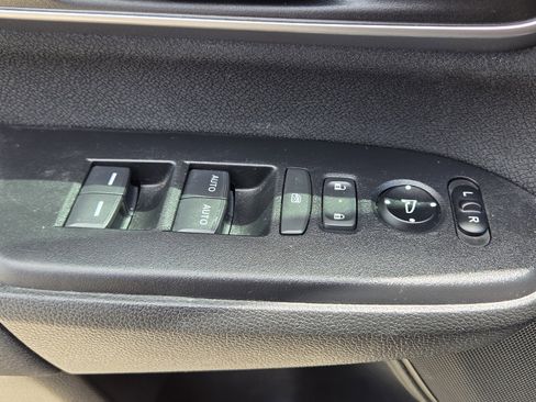 Used 2021 Honda CR-V EX image 14