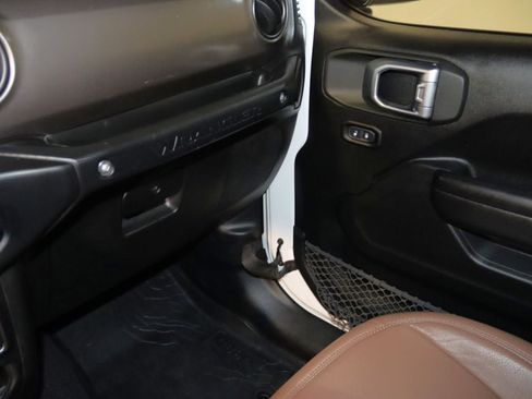 Used 2020 Jeep Wrangler Unlimited Sport image 53