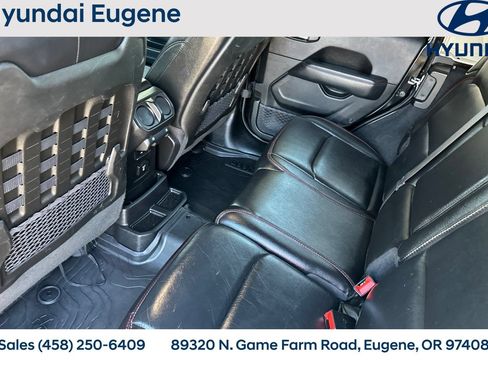 Used 2019 Jeep Wrangler Unlimited Rubicon AWD/4WD image 22