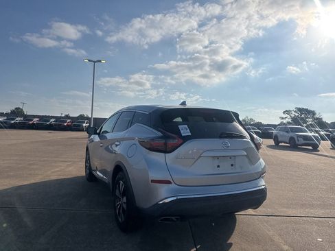 Used 2019 Nissan Murano S FWD image 15