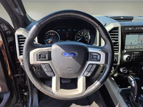 Used 2019 Ford F150 Lariat w/ Equipment Group 502A Luxury RWD image 16