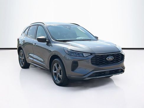 Used 2024 Ford Escape ST-Line w/ Tech Pack #1 AWD/4WD image 3