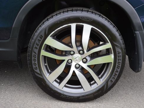 Used 2016 Honda Pilot Touring image 10