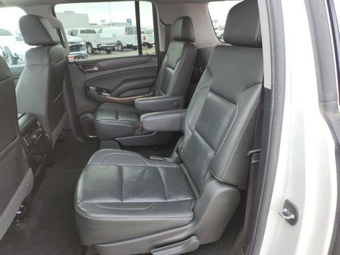 Certified 2018 Chevrolet Suburban Premier image 36