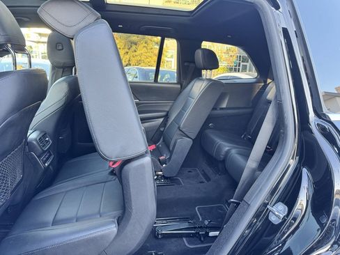 Used 2021 Mercedes-Benz GLS 450 4MATIC image 39