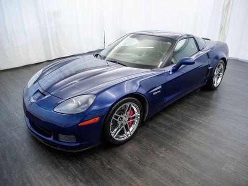 Used 2007 Chevrolet Corvette Z06 w/ Preferred Equipment Group RWD image 3