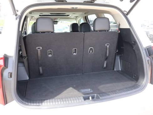 Used 2025 Kia Telluride S FWD image 15