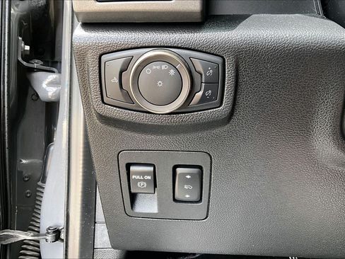 Used 2020 Ford F150 Raptor w/ Equipment Group 802A Luxury AWD/4WD image 33