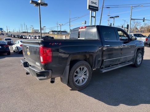Used 2018 Chevrolet Silverado 1500 High Country image 18