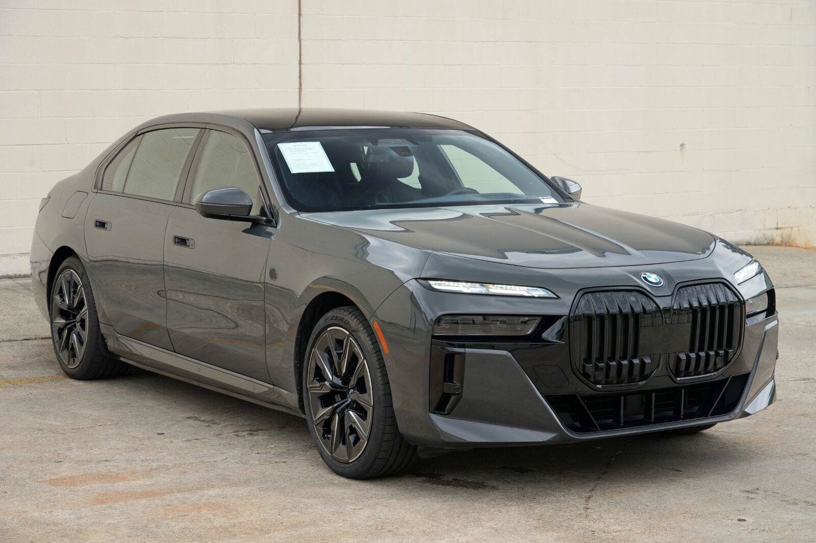 Used 2024 BMW i7 eDrive50 w/ M Sport Package RWD image 69