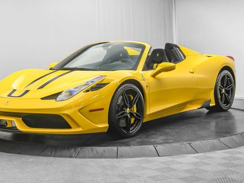 Used 2015 Ferrari 458 Speciale A image 4