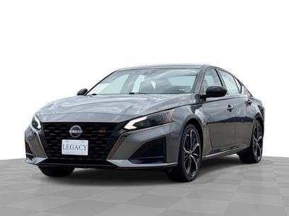 Used 2024 Nissan Altima 2.5 SR