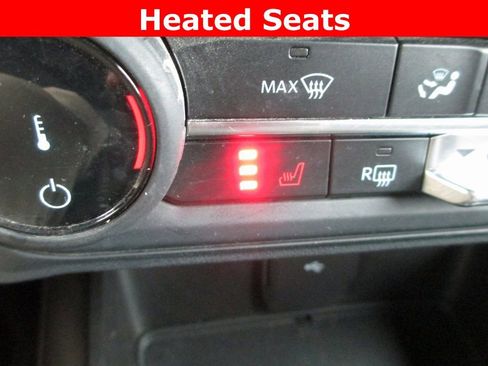 Used 2022 Ford Bronco Wildtrak image 16