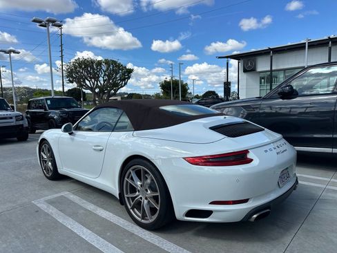 Used 2017 Porsche 911 Carrera RWD image 9