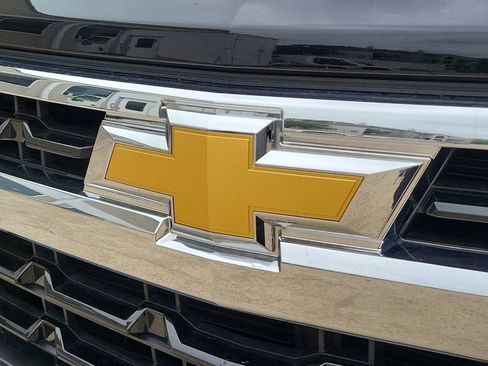 Certified 2025 Chevrolet Silverado 1500 LT AWD/4WD image 29