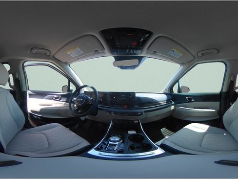 New 2026 Kia Carnival EX FWD image 9