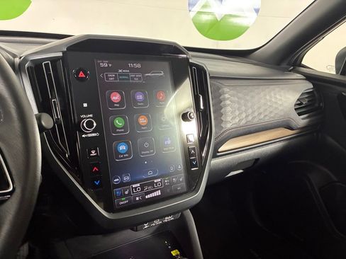 Used 2025 Subaru Forester Touring w/ Touring Package image 15