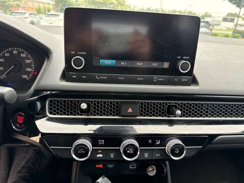 Used 2024 Honda Civic Sport image 17