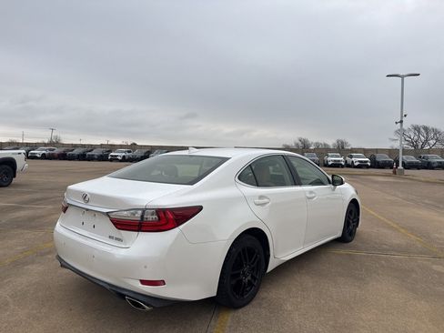 Used 2016 Lexus ES 350 image 16