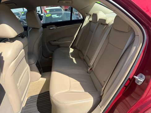Used 2013 Chrysler 300 image 11