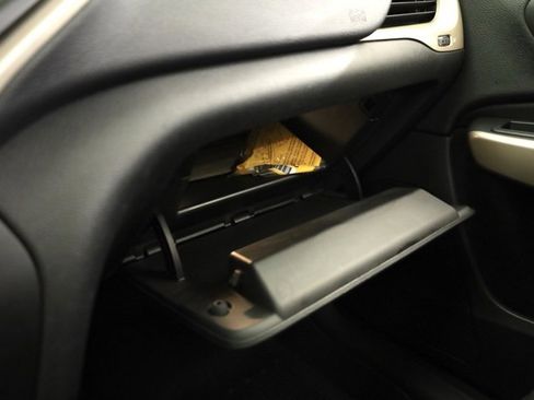 Used 2018 Jeep Cherokee Limited w/ Technology Group image 26