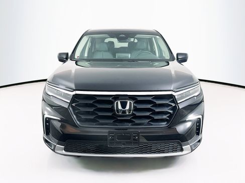 Used 2025 Honda Pilot EX-L image 2