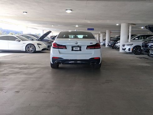 Used 2021 BMW 530e w/ M Sport Package image 8