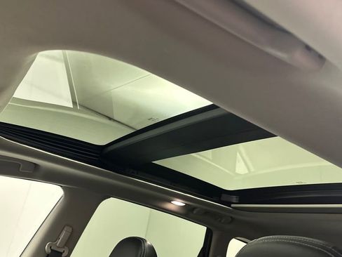 Certified 2019 Nissan Murano Platinum AWD/4WD image 16