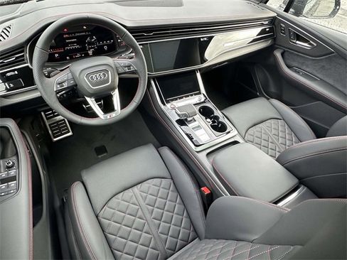 New 2026 Audi SQ7 Prestige image 6