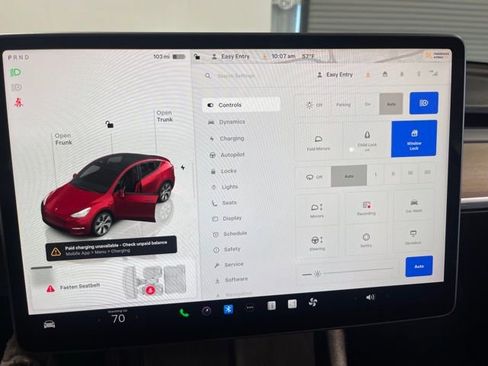 Used 2022 Tesla Model Y Long Range image 25