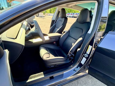 Used 2025 Tesla Model 3 RWD image 22