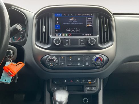 Used 2022 Chevrolet Colorado Z71 w/ Z71 Midnight Edition AWD/4WD image 11