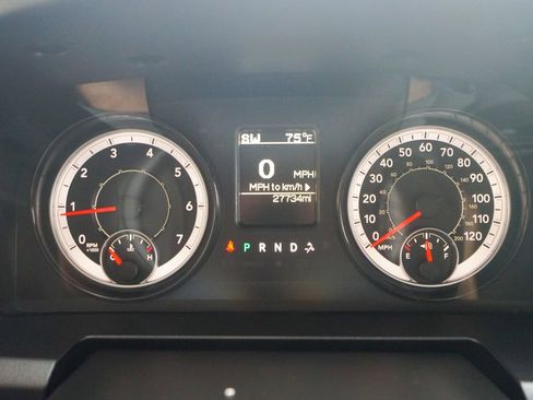 Used 2024 RAM 1500 Classic SLT image 21