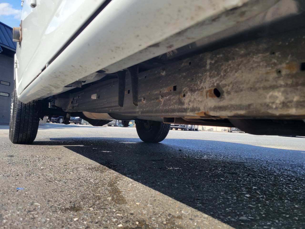 Used 2019 Chevrolet Express 2500 w/ Communications Package RWD image 10