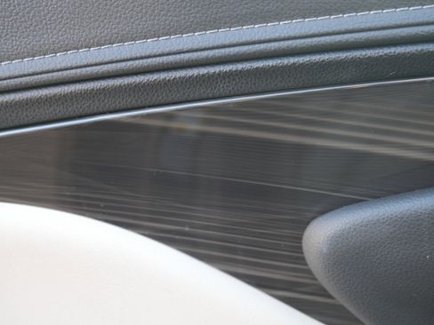 Used 2019 Buick Envision Premium w/ Driver Confidence Package image 31