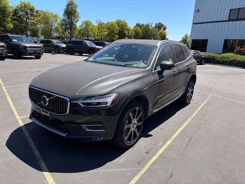 Used 2019 Volvo XC60 T6 Inscription w/ Protection Package Premier AWD/4WD image 1
