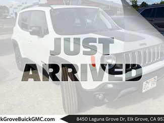Used 2023 Jeep Renegade Latitude AWD/4WD video 1