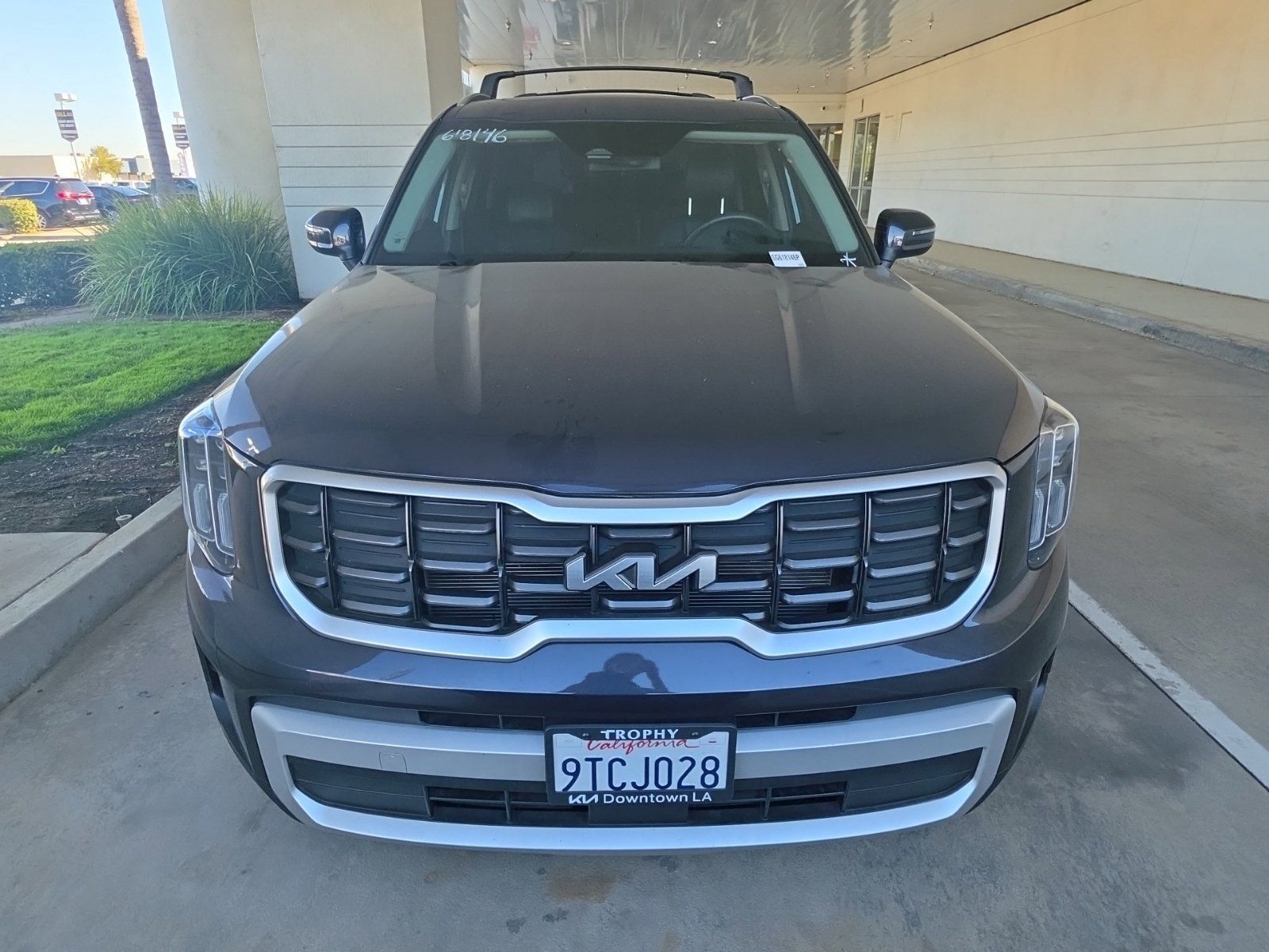 Used 2025 Kia Telluride S FWD image 3