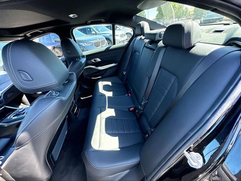 Used 2023 BMW 330i Sedan w/ M Sport Package RWD image 23