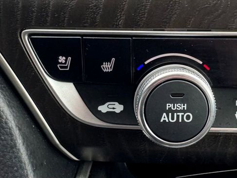 Used 2021 Honda Accord Touring image 31