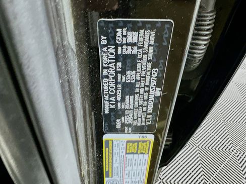 Used 2025 Kia Soul LX w/ LX Technology Package image 12