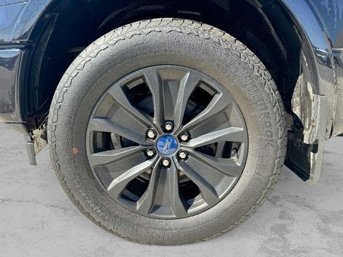 Used 2019 Ford F150 Lariat AWD/4WD image 10