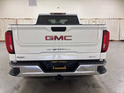 Used 2025 GMC Sierra 1500 SLT image 7